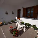 Katiana's House * Alikí